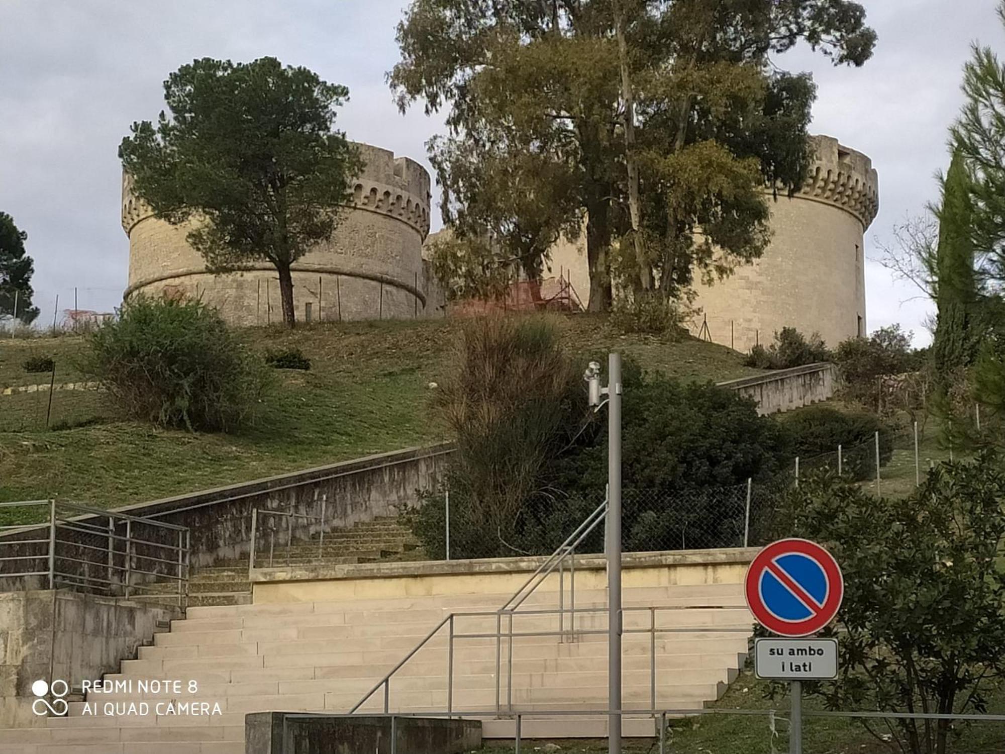 Appartamento Sotto Il Castello Matera Esterno foto